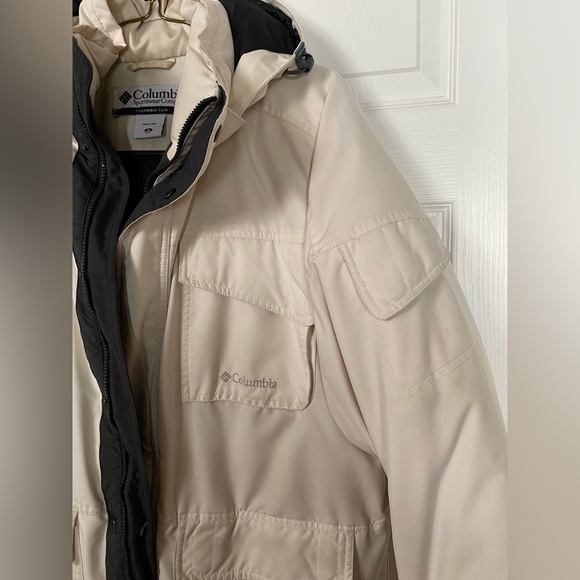 Men’s Columbia Ski Jacket - Picture 4 of 8